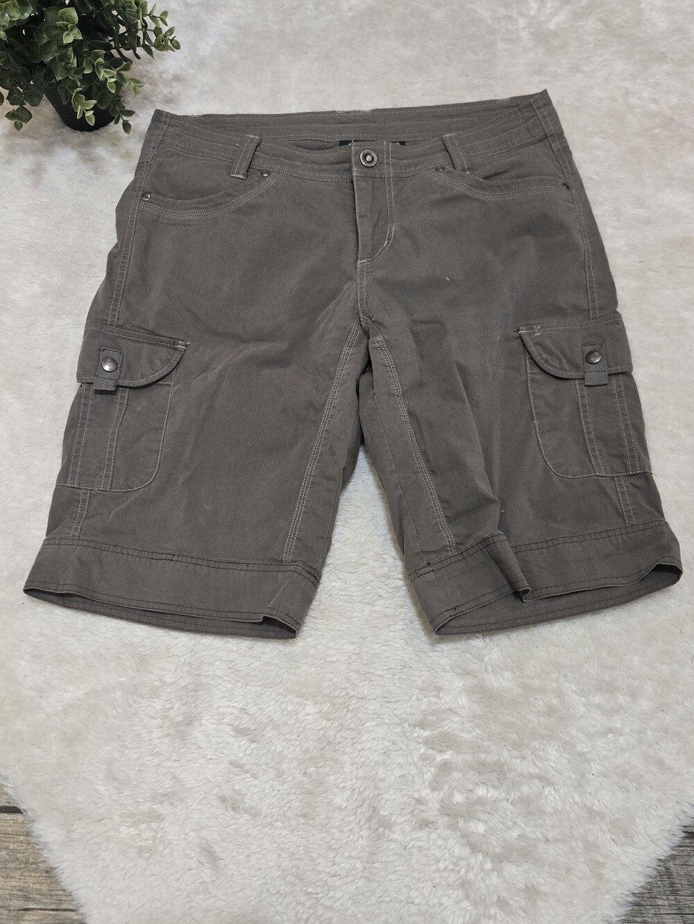 KÜHL Taupe Brown Splash Cargo Gorpcore Utility Hiking Bermuda Shorts, 10